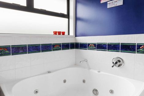 Photo of property in 38 Hamurana Road, Omokoroa, 3114