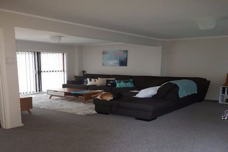 Photo of property in 10/19a Gray Avenue, Mangere East, Auckland, 2024