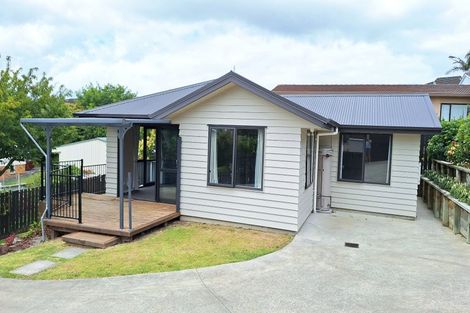 Photo of property in 59 Litten Road, Cockle Bay, Auckland, 2014