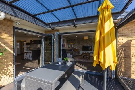 Photo of property in 32 Millennium Hill, Paraparaumu, 5032