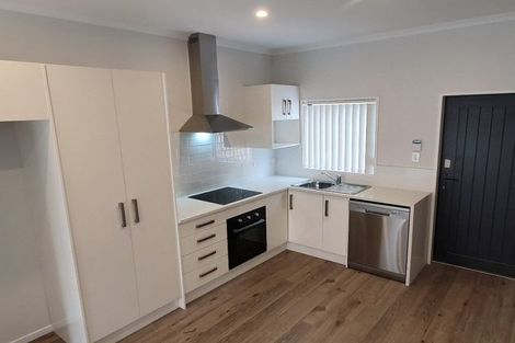 Photo of property in 61d Wellington Street, Pukekohe, 2120