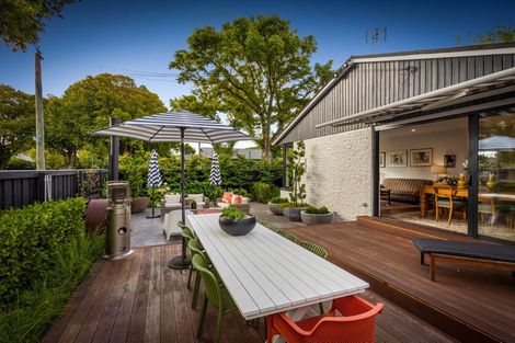 Photo of property in 40 Dee Street, St Albans, Christchurch, 8014