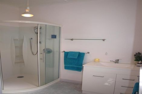 Photo of property in 53 Station Road, Marton, 4710