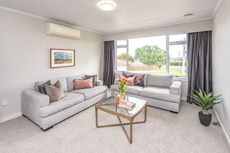 Photo of property in 15 Windsor Terrace, Durie Hill, Whanganui, 4500