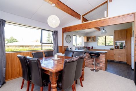 Photo of property in 27 Margaret Street, Stratford, 4332