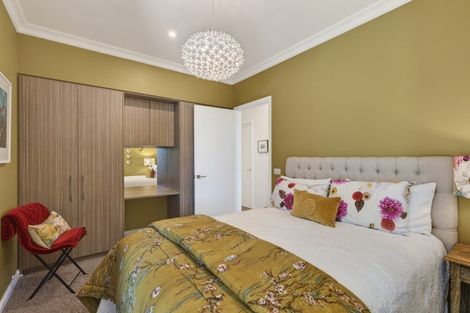 Photo of property in 5 Tupuhi Place, Highlands Park, New Plymouth, 4312