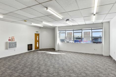 Photo of property in 224 Oxford Street, South Dunedin, Dunedin, 9012