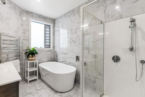 Photo of property in 1/3 Katui Street, Castor Bay, Auckland, 0620