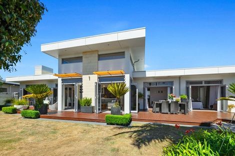 Photo of property in 3 St Andrews Parkway, Waiwhakaiho, New Plymouth, 4312