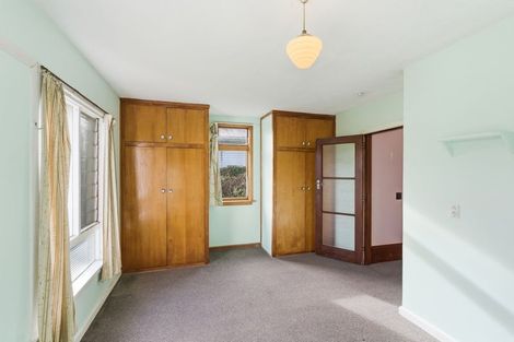 Photo of property in 48 Saint Andrews Square, Strowan, Christchurch, 8052