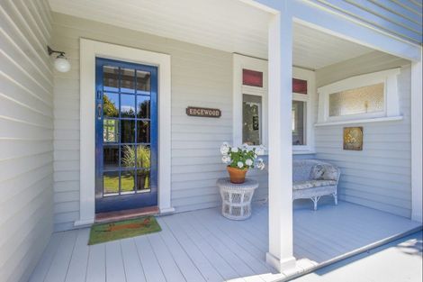 Photo of property in 83 Queenwood Road, Levin, 5510