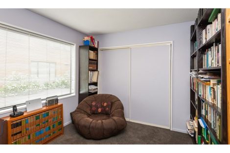 Photo of property in 2/15 Coles Place, St Albans, Christchurch, 8014