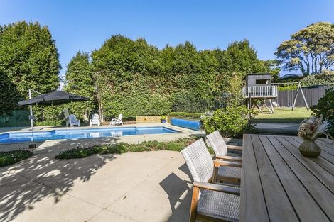 Photo of property in 6 May Avenue, Te Atatu South, Auckland, 0610