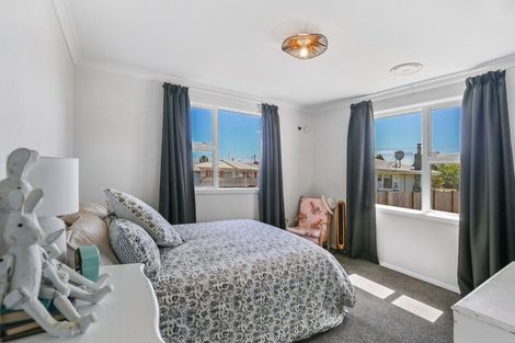 Photo of property in 638 Queen Street East, Levin, 5510