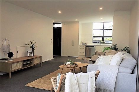 Photo of property in 6/27 Gracefield Avenue, Christchurch Central, Christchurch, 8013