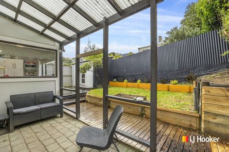Photo of property in 11 Aitken Place, Mornington, Dunedin, 9011