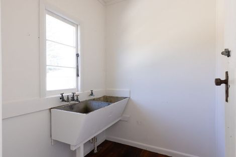 Photo of property in 28 Galloway Street, Hamilton East, Hamilton, 3216