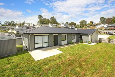 Photo of property in 11 Rimu Avenue, Huntly, 3700