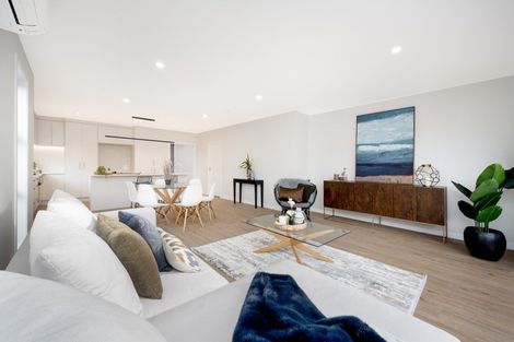 Photo of property in 8 Clovelly Road, Bucklands Beach, Auckland, 2012
