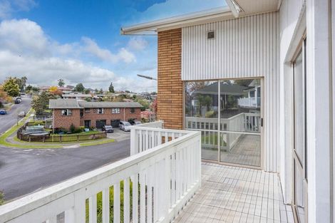 Photo of property in 16 Garthwood Road, Hillcrest, Hamilton, 3216