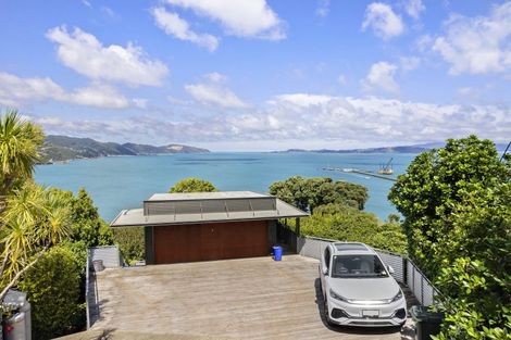 Photo of property in 22 Howard Road, Point Howard, Lower Hutt, 5013