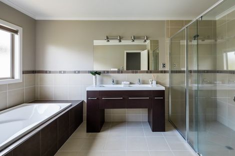 Photo of property in 63 Palliser Drive, Huntington, Hamilton, 3210