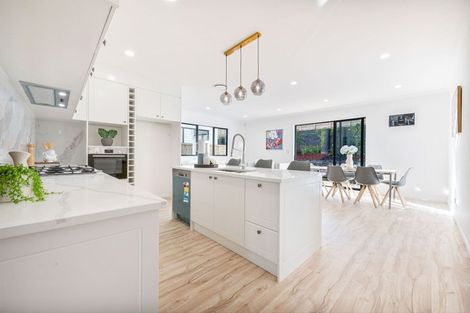 Photo of property in 24 Matahae Drive, Flat Bush, Auckland, 2019