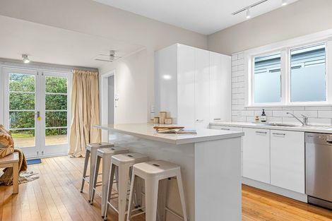 Photo of property in 20 Birdwood Avenue, Beckenham, Christchurch, 8023