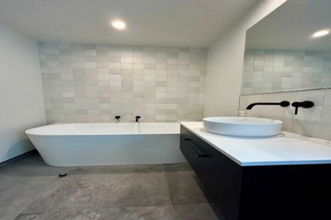 Photo of property in 50 Pahiatua Street, Hokowhitu, Palmerston North, 4410