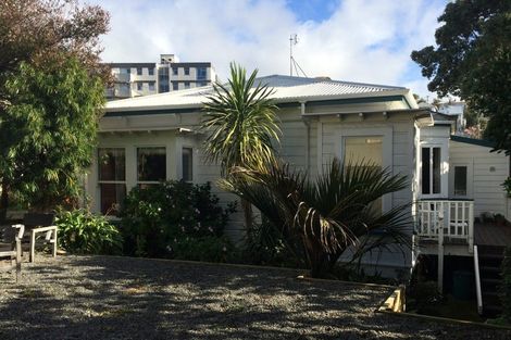 Photo of property in 3 Staunton Avenue, Mount Cook, Wellington, 6011