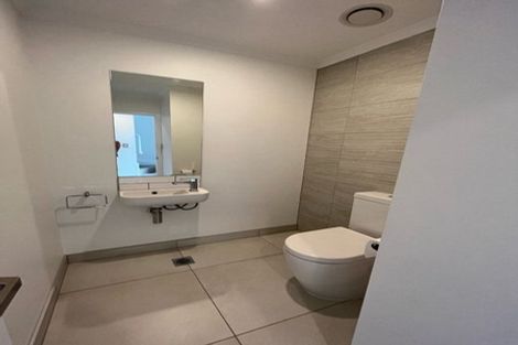 Photo of property in 18 Hobsonville Point Road, Hobsonville, Auckland, 0616