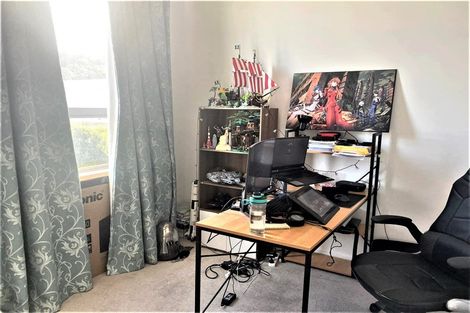 Photo of property in 15/2u Stone Street, Miramar, Wellington, 6022