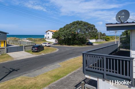 Photo of property in 64a Bway Road, Waihi Beach, 3611