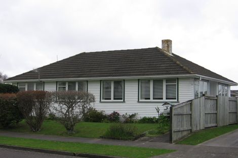 Photo of property in 2 Rochester Street, Awapuni, Palmerston North, 4412