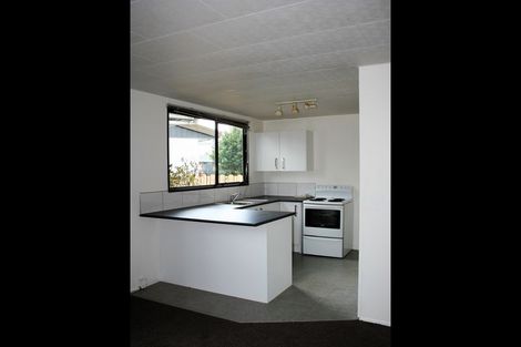 Photo of property in 3/8 Ireland Place, Ranui, Auckland, 0612