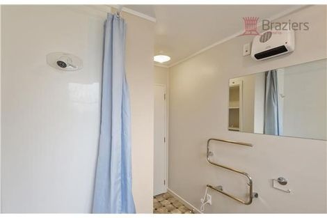 Photo of property in 6 Renfrew Street, Upper Riccarton, Christchurch, 8041