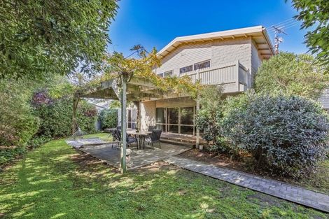 Photo of property in 14 Banks Place, Rangiora, 7400