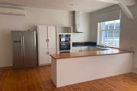 Photo of property in 2u1 King Street, Mount Cook, Wellington, 6021