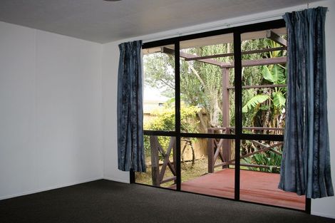 Photo of property in 3/8 Ireland Place, Ranui, Auckland, 0612