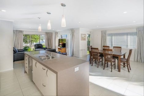 Photo of property in 44 Leeward Drive, Whitianga, 3510