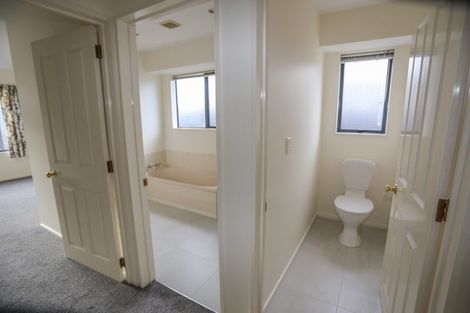 Photo of property in 124a Halswell Junction Road, Halswell, Christchurch, 8025
