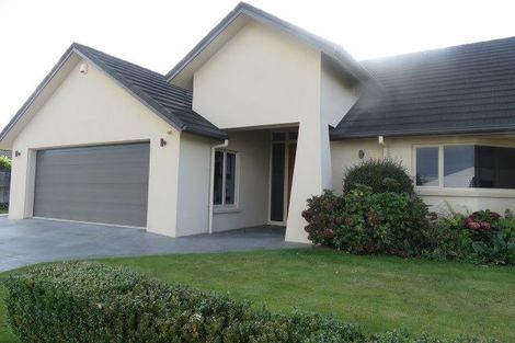 Photo of property in 2 Oldfield Court, Huntington, Hamilton, 3210