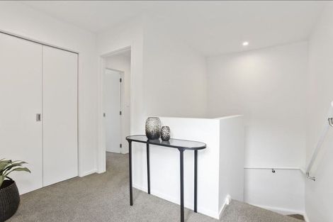 Photo of property in 15d/2 Verran Road, Birkenhead, Auckland, 0626