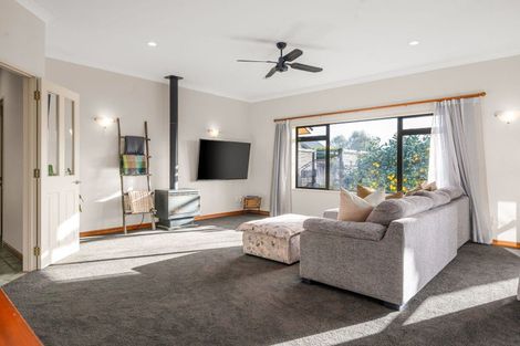 Photo of property in 51 Swayne Road, Cambridge, 3434