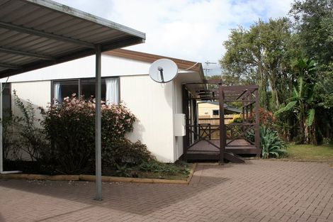 Photo of property in 3/8 Ireland Place, Ranui, Auckland, 0612