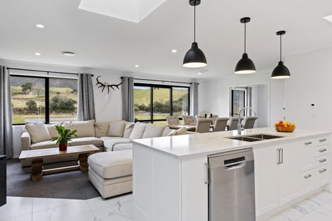Photo of property in 1 Lemonwood Lane, Kinloch, Taupo, 3377