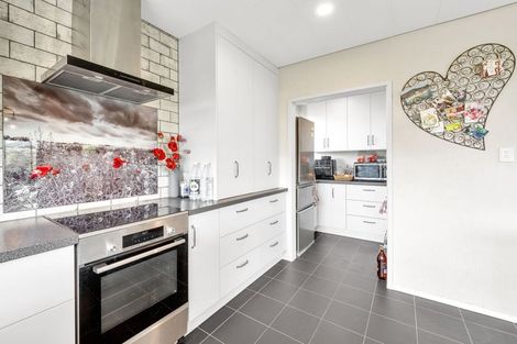 Photo of property in 12 Lewis Street, Gore, 9710