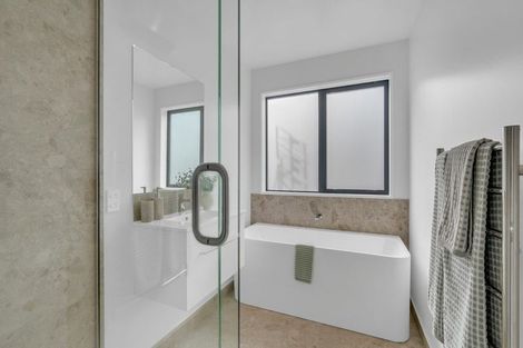 Photo of property in 35 Crossley Avenue, Woodend, 7610