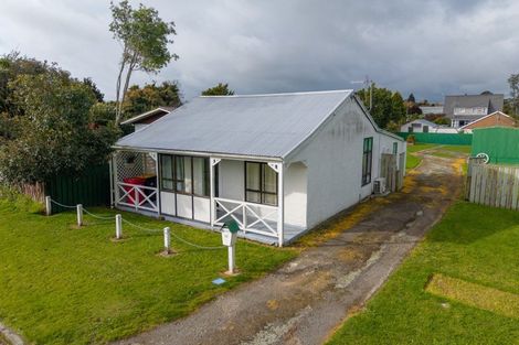 Photo of property in 12 Ormond Street, Woodville, 4920
