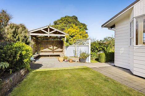 Photo of property in 8a Grant Vc Street, Hawera, 4610